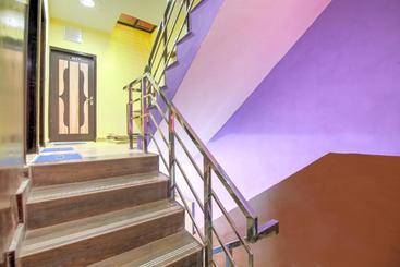 Hotel Oyo 76145  Sky Blue