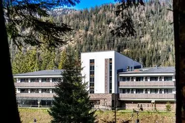 هتل آپارتمان Apartmány Tri Sestry Real Ski In Ski Out
