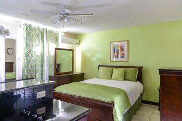 هتل آپارتمان Beach Studio 10