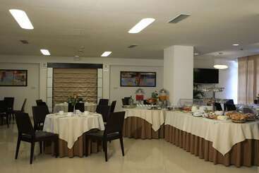 Отель La Costiera