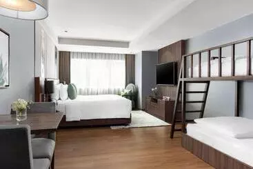 Novotel Living Bangkok Sukhumvit Legacy