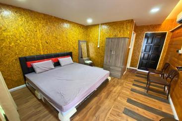 Hotel Oyo 90178 Classic Homestay