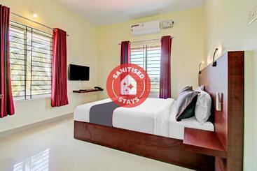Hotel Oyo 78623 Collection O  Blueway Residency