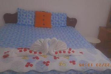 تختخواب و صبحانه Grace Garden Guesthouse