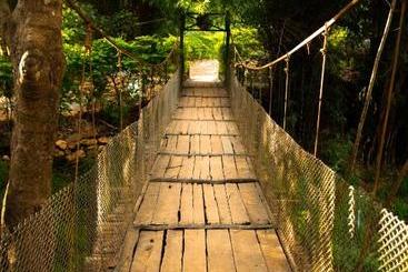 Hotell Commune18 Spa Resorts