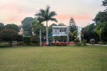 פנסיון Akiya Farm Glory Of Nature With Private Pool