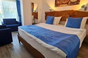 Hotel Rebetiko