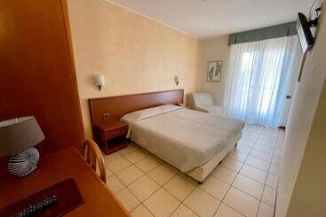 בית מלון כפרי Virginia