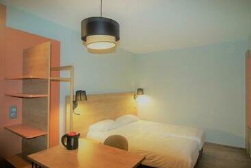 شقة فندقية Apparthotel Torcy