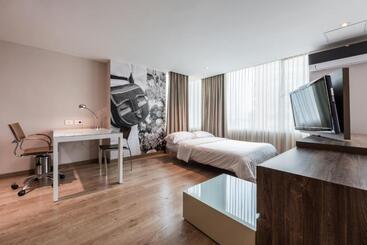 酒店 Holiday Inn Express & Suites Medellin, An Ihg