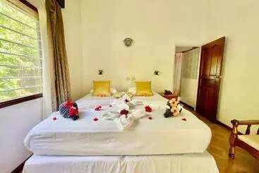 هتل Villa Chez Batista