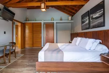 فندق Ponta Dos Ganchos Exclusive Resort