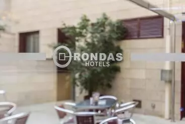 Отель Ronda Lesseps