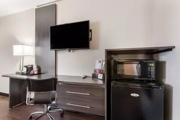 Surestay Hotel By Best Western Phoenix Airport