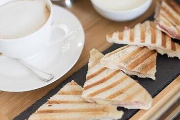 Pensiune Gmarconi Suites