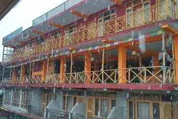 Pensionat Rasta Cafe And Lodge