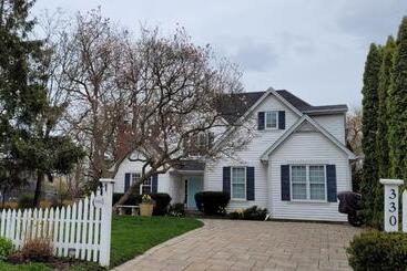 تختخواب و صبحانه La Maison De Sophie