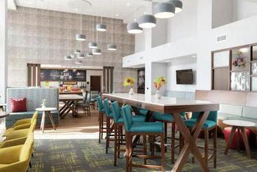 בית מלון כפרי Hampton Inn & Suites Marshfield