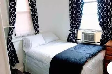 Majatalo Charming 2 Bedrooms Apt 10 Mins To Nycity