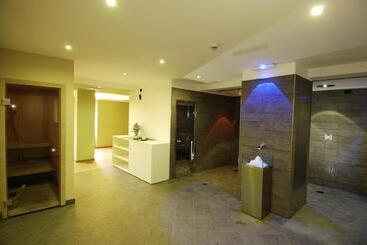 فندق Locanda Locatori