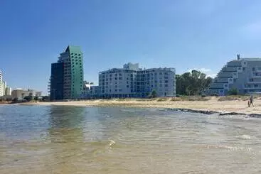 Hotelli False Bay Inn