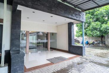 Hotel Transit Nusa Indah Redpartner