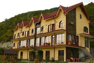 膳宿费 Cabana Delfinul