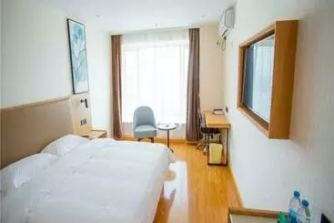 ホテル Greentree Inn Qinzhou East Railway Station