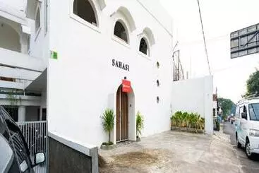 Pensão Reddoorz Near Exit Toll Tanah Baru Bogor