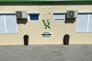 Bed and Breakfast Vecsési Rendezvényközpont és Panzió