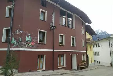 ホテル Albergo Al Pino