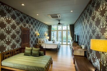 בית מלון כפרי Gajapuri Resort Koh Chang