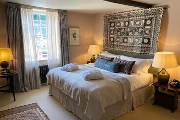 旅馆 Royal Oak Ramsden