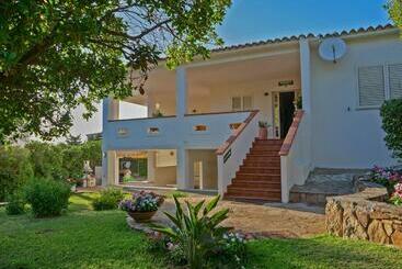 B&b La Quercia Budoni, Tanaunella