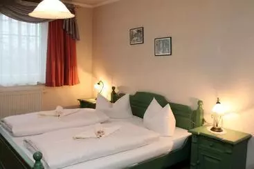 هتل Landgasthof Zur Goldenen Aue