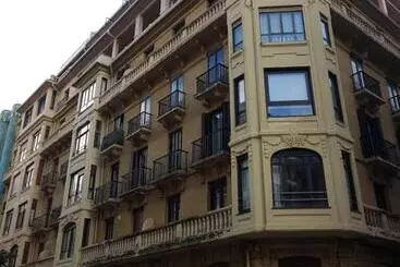 ペンション Waves Guesthouse