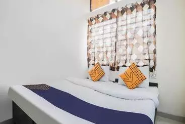 Hotel Spot On 79956  Gaytri