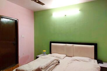 هتل Goroomgo Hill Regency Nainital