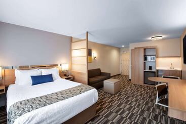 Microtel Inn & Suites By Wyndham Farmington