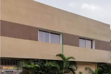 Hotel Oyo 78163  Savera