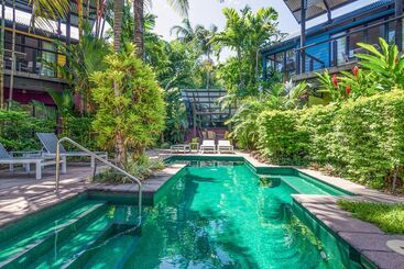 Dreamcatcher Beach Side Apartments