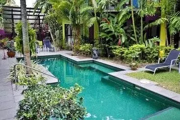 Dreamcatcher Beach Side Apartments