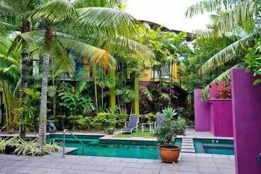 Dreamcatcher Beach Side Apartments