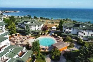 Hotel Emerald Beach Resort & Spa