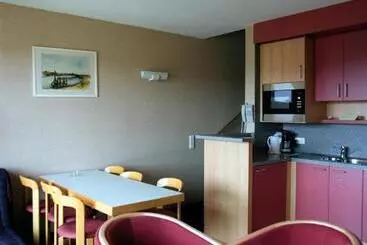 هتل Floreal Nieuwpoort