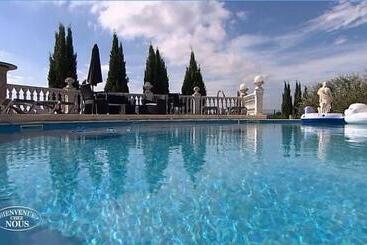 مبيت وإفطار Château Des Fontaines