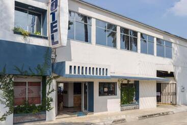 Hotel Lacantum By Rotamundos