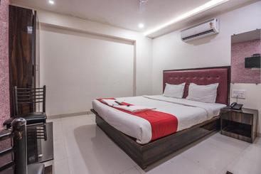 Hotel Mantra Residency