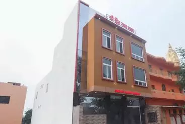 Hotel Oyo 67215 Shri Hit Radha Bhawan