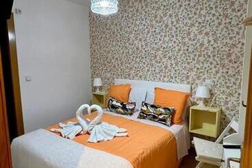 هتل Hostal Flat55madrid